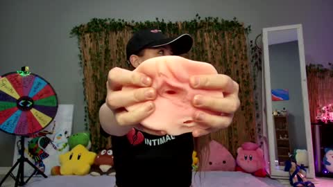 Jennah online show from 12, 3, 2025