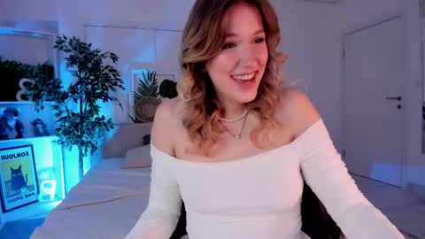 Snapshot of synrix chatting on 9, 11, 2025 Ellie online show from 9, 11, 2025