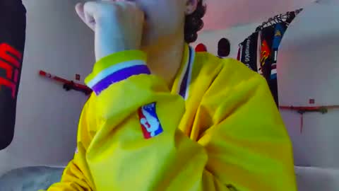 Snapshot of t0n3r chatting on 27, 11, 2025 TONER online show from 27, 11, 2025