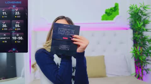 Arianna online show from 10, 12, 2024