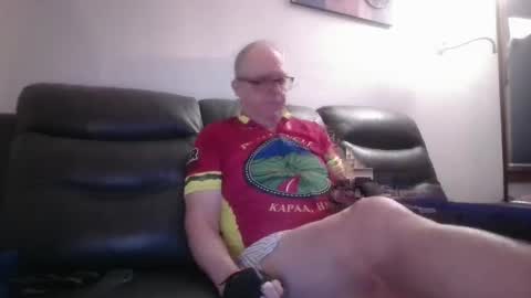 tacrunner66_ online show from 29, 1, 2025
