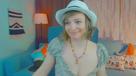 Mia online show from 9, 12, 2024