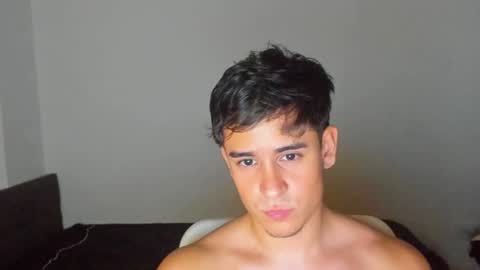 Snapshot of tairoanddagnye chatting on 18, 12, 2024 Tairo online show from 18, 12, 2024