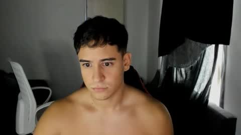 Snapshot of tairoanddagnye chatting on 11, 3, 2025 Tairo online show from 11, 3, 2025