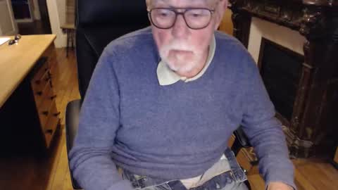 Snapshot of taisabaki54 chatting on 27, 10, 2025 taisabaki54 online show from 27, 10, 2025