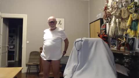 Snapshot of taisabaki54 chatting on 7, 11, 2025 taisabaki54 online show from 7, 11, 2025