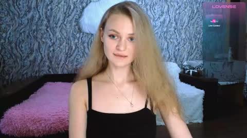 Im Taya  online show from 4, 10, 2025