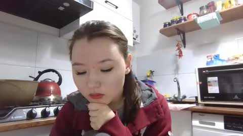 Lily online show from 19, 12, 2025