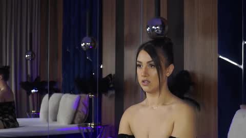 Snapshot of talia_lure chatting on 5, 11, 2025 TaliaLure online show from 5, 11, 2025