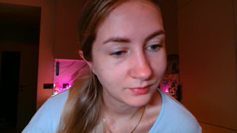  Kira  online show from 8, 1, 2026