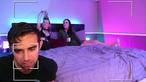 talltitsandtats online show from 14, 12, 2024