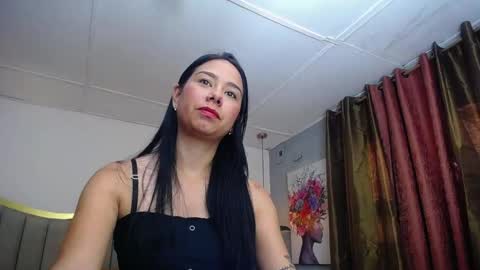 Snapshot of taly_foster chatting on 29, 10, 2025 Taly online show from 29, 10, 2025