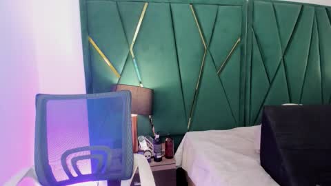 Tamara  online show from 12, 11, 2025