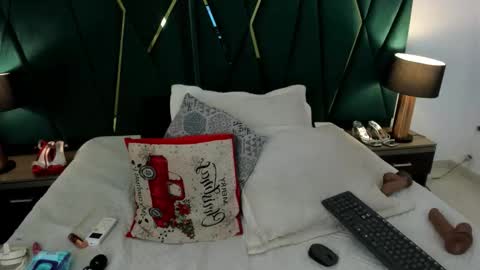 Snapshot of tamara_myller1 chatting on 4, 3, 2026 Tamara online show from 4, 3, 2026