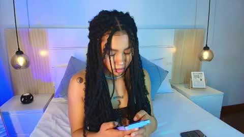 Snapshot of tamara_walter chatting on 5, 12, 2025 Tamara online show from 5, 12, 2025