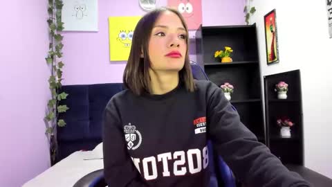 Snapshot of tammy_thompson_ chatting on 8, 10, 2025 tammy_thompson_ online show from 8, 10, 2025