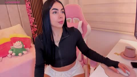 Snapshot of tammy_w chatting on 21, 11, 2025 Tammy online show from 21, 11, 2025