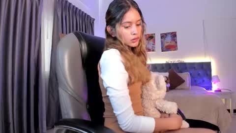 Tamy  online show from 15, 10, 2025