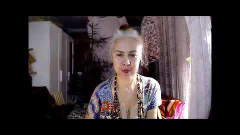 Milena online show from 10, 9, 2025