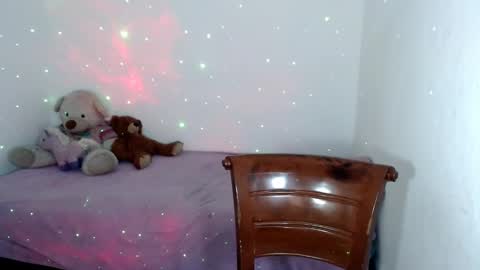 Snapshot of tania_rendon1 chatting on 5, 12, 2024 Tania online show from 5, 12, 2024