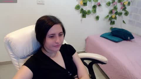 Snapshot of taniadevil_69 chatting on 7, 11, 2025 Tania online show from 7, 11, 2025