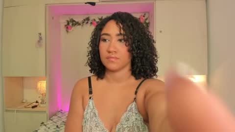  T A R A  online show from 19, 3, 2026