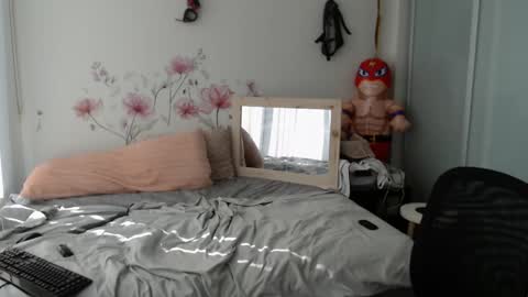 Tarra Rose online show from 10, 3, 2025