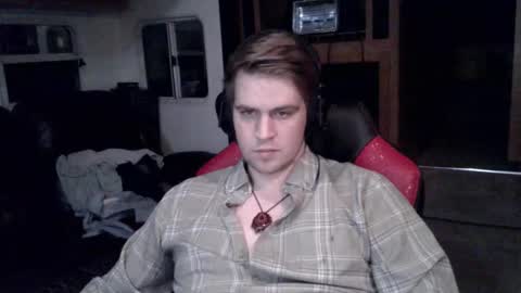 tarus333 online show from 4, 12, 2025