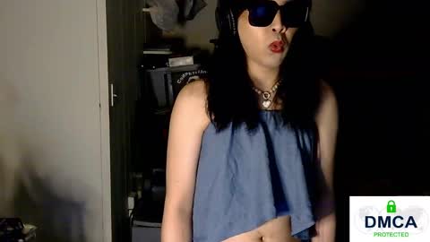 Snapshot of tashakai chatting on 7, 3, 2025 TashaKai online show from 7, 3, 2025