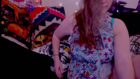 Vivian  Clark online show from 1, 2, 2025