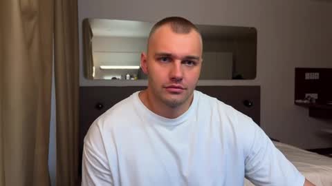 My shows 2100500 UTC3 online show from 19, 9, 2025