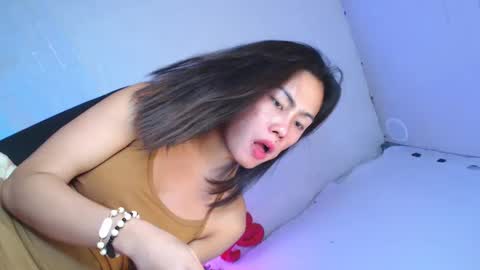 Vannesa online show from 28, 2, 2025