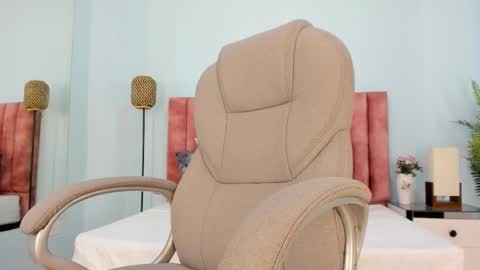 Tati Saldarriaga online show from 2, 3, 2026