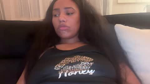 Tatianna Marie online show from 16, 2, 2025