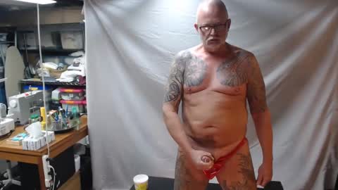 Snapshot of tatsdude chatting on 11, 9, 2025 inkbator online show from 11, 9, 2025