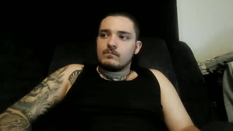 Snapshot of tatteddamienn chatting on 11, 2, 2025 TattedDamienn online show from 11, 2, 2025