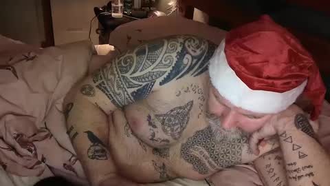 Tattooeddilf 01 online show from 18, 12, 2024