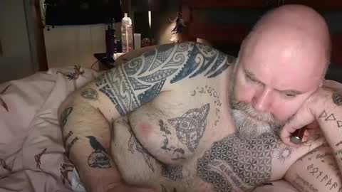 Tattooeddilf 01 online show from 26, 12, 2024