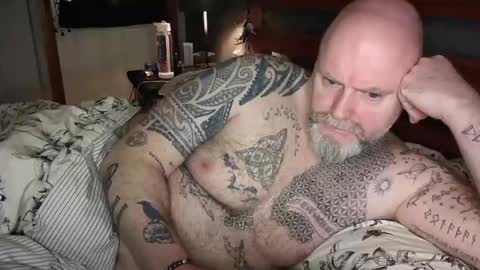 Tattooeddilf 01 online show from 8, 1, 2025