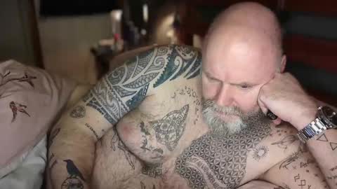 Tattooeddilf 01 online show from 20, 1, 2025