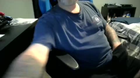 Snapshot of tattslovestattas1 chatting on 22, 10, 2025 tattslovestattas1 online show from 22, 10, 2025