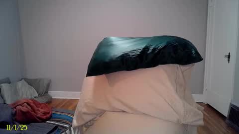 Snapshot of tatum__kahlo chatting on 5, 11, 2025 TATUM ALL MY LINKS online show from 5, 11, 2025