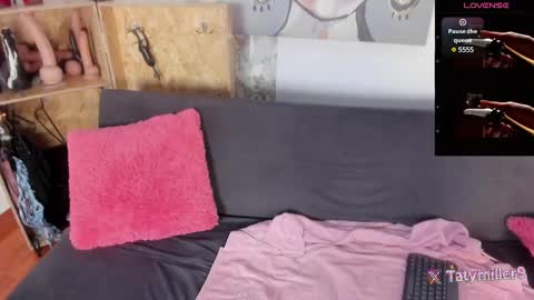 Taty Miller online show from 31, 1, 2025