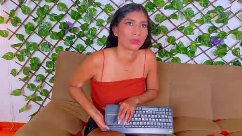 Snapshot of taty_miller chatting on 18, 2, 2026 Taty Miller online show from 18, 2, 2026