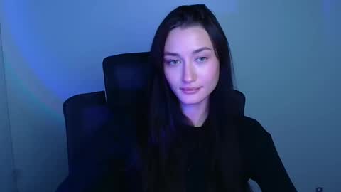 Snapshot of tayavibe chatting on 2, 11, 2025 Taya online show from 2, 11, 2025