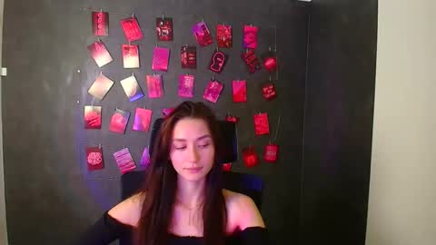 Taya online show from 7, 11, 2025