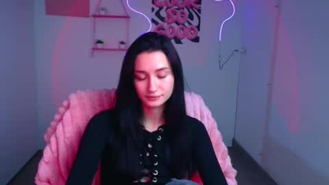 Taya online show from 11, 11, 2025