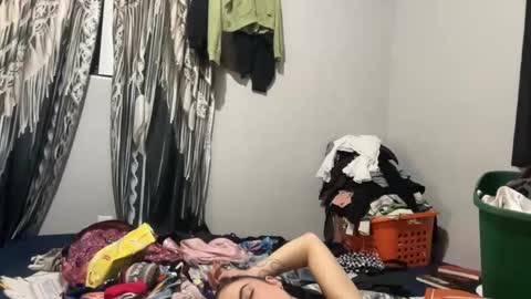 badgirltay online show from 15, 2, 2025