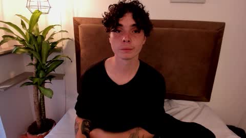 Snapshot of tayler_colins_1 chatting on 31, 1, 2026 online show from 31, 1, 2026