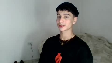 Snapshot of taylor1520 chatting on 12, 11, 2025 taylor1520 online show from 12, 11, 2025